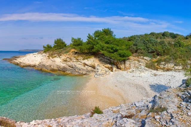 بريمونتيرا Ribarska Kuca Romana المظهر الخارجي الصورة